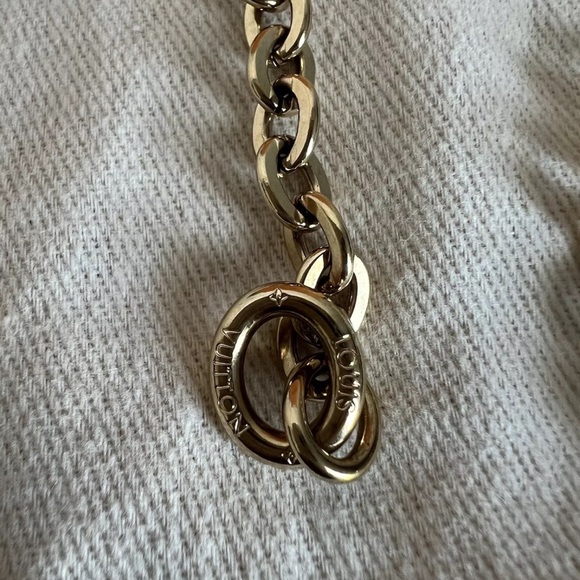 New chain Louis Vuitton pochette multi. - Picture 2 of 4